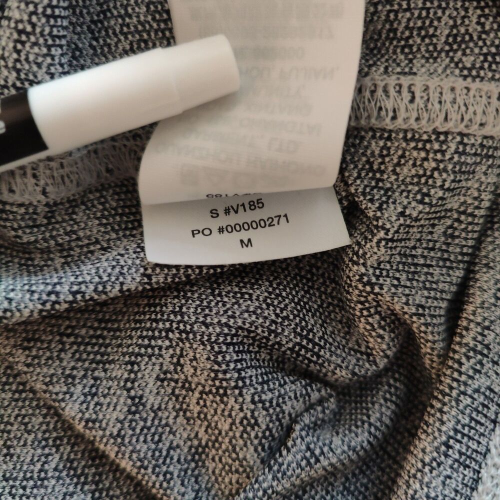 Vuori Ace Button Down Shirt Mens M Gray Long Sleeve Performance Stretch V185 - Picture 8 of 8